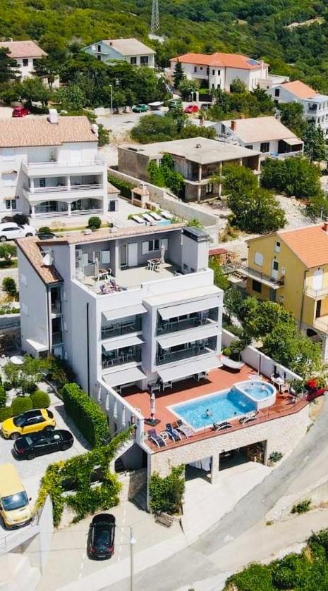 Apartments Villa Manda Нови-Винодолски Экстерьер фото
